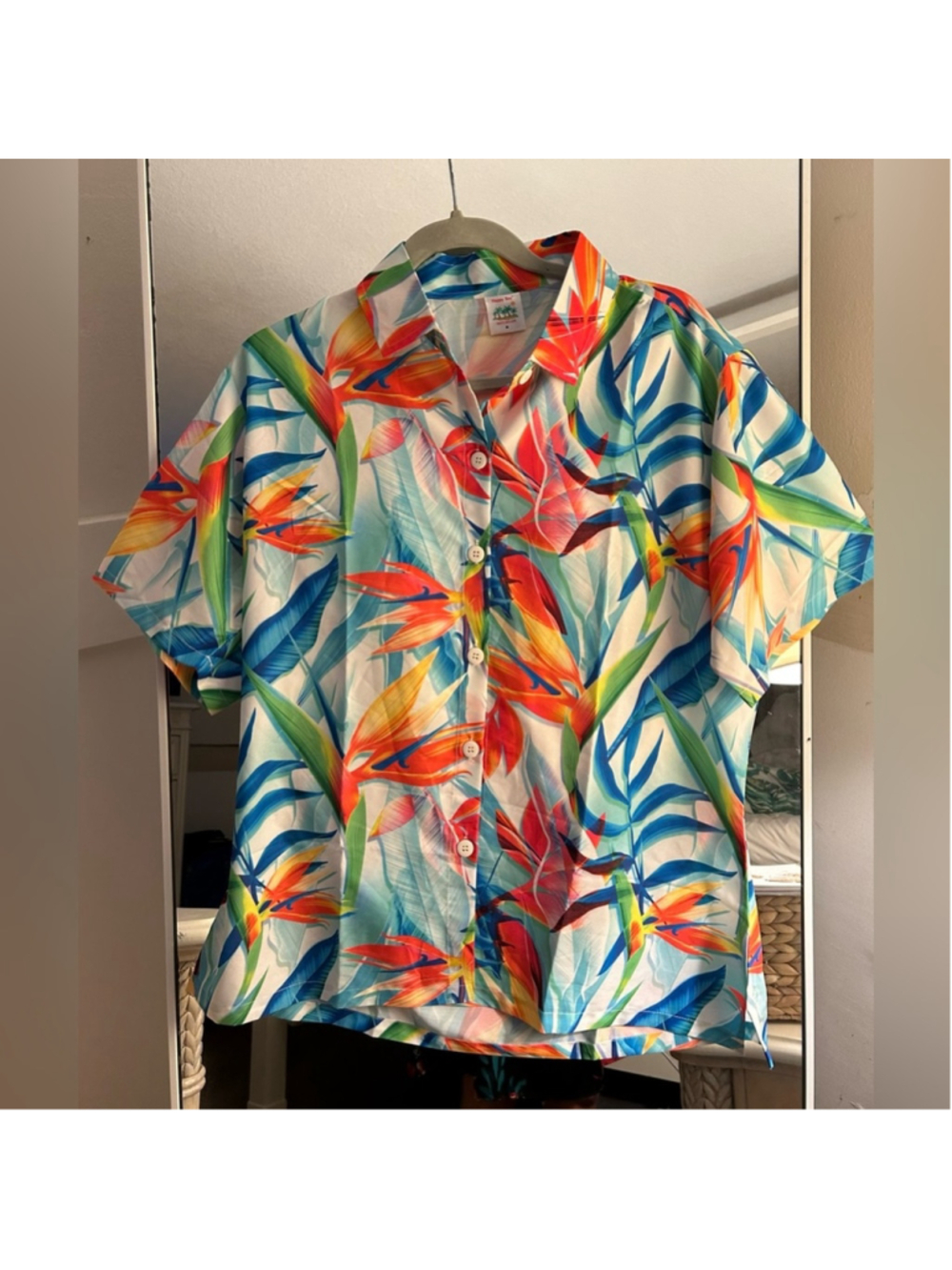 NEW HAPPY BAY Lightweight Short Sleeve Blouse Hawaiian Shirt M
